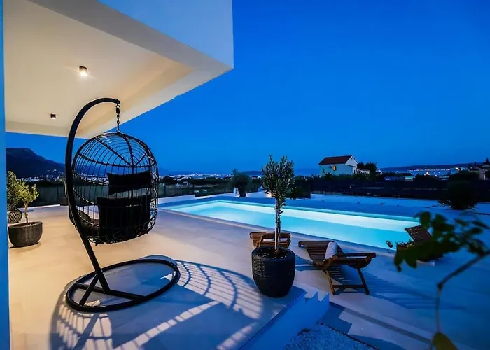 Seascape With Private Pool Willa *