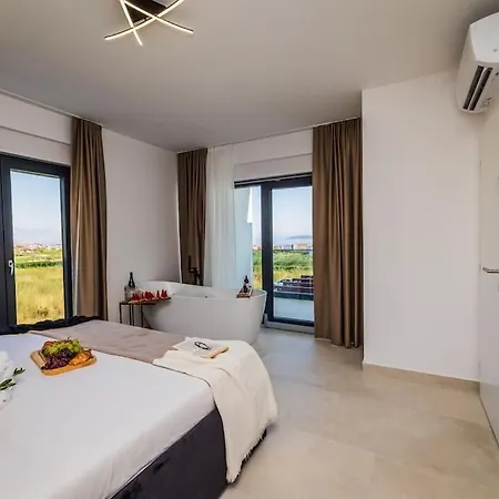 Seascape With Private Pool فيلة Kaštel Novi