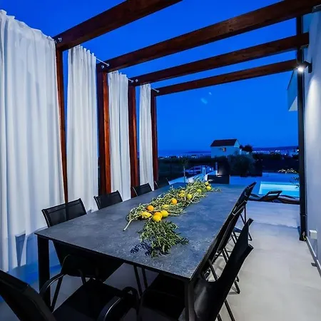 Seascape With Private Pool Villa Kastel Novi