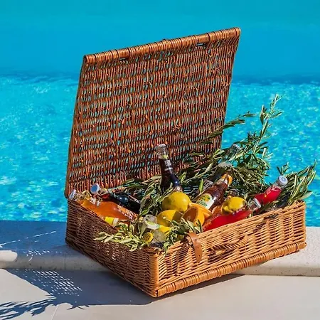 Seascape With Private Pool فيلة Kaštel Novi