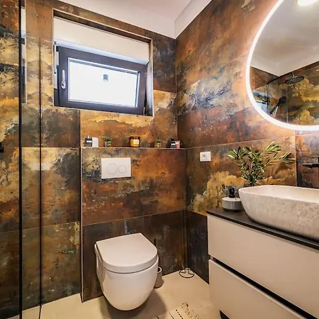 Seascape With Private Pool فيلة