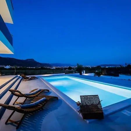 فيلة Seascape With Private Pool Kaštel Novi